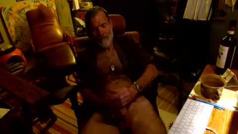 Chuck online show from May 2026 03:37:02 AM