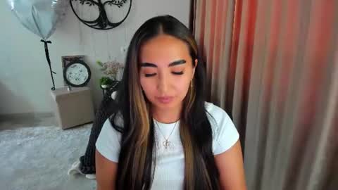 dudetta Kim online show from June 2026 01:17:02 PM