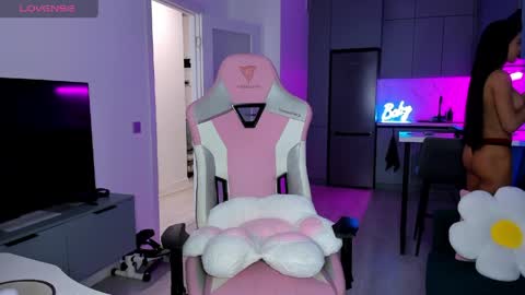 Emi online show from March 2026 07:09:02 AM