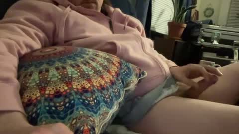 wucious online show from December 2025 10:55:01 AM