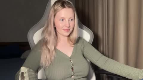 eva online show from November 2025 03:22:01 PM