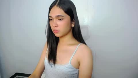 Snapshot of xairah_doux chatting on May 2026 02:28:01 AM xairah_doux online show from May 2026 02:28:01 AM