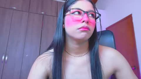XALLYSONX online show from July 2026 12:13:01 PM