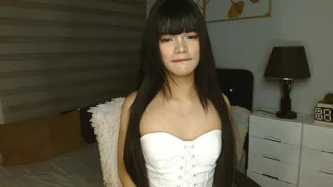 Snapshot of xasian_dollx chatting on June 2026 07:35:02 AM ELLA online show from June 2026 07:35:02 AM