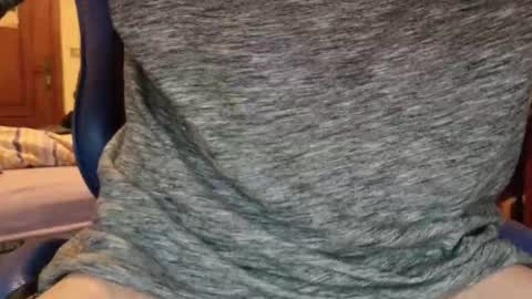 Snapshot of xgamer3 chatting on February 2026 07:51:01 AM Follow my GAME sigueme el juego online show from February 2026 07:51:01 AM