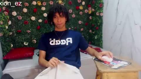Snapshot of xion_ez chatting on July 2026 03:40:01 PM xion_ez online show from July 2026 03:40:01 PM