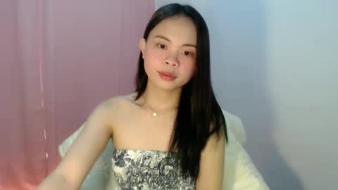 nathalie online show from April 2026 03:16:01 PM