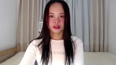 nathalie online show from June 2026 04:29:01 PM
