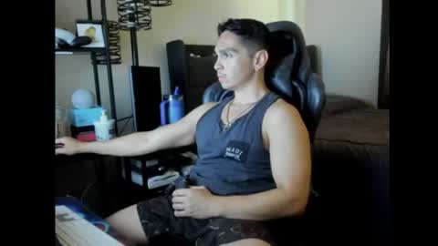 Snapshot of xoalejandroxo6 chatting on June 2026 10:10:01 PM xoalejandroxo6 online show from June 2026 10:10:01 PM