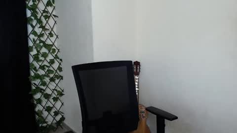 xtranherr online show from March 2025 10:41:02 PM