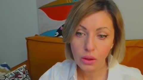 xvaleriax0 online show from February 2026 06:11:02 PM