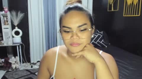Kylie Smith online show from June 2026 12:22:01 PM