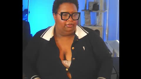 Snapshot of xxmoniquestarrxx chatting on February 2026 07:23:02 PM Thee Baddest BBW online show from February 2026 07:23:02 PM