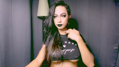 Lara online show from January 2025 02:35:02 PM