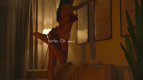 Molly online show from January 2026 03:05:01 PM