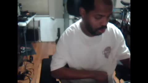 xxxonwheelz online show from September 2025 04:46:02 AM