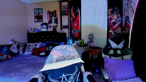 xzerox_ online show from March 2026 10:55:01 PM