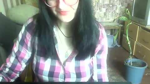 yanafiesta online show from April 2026 09:51:02 AM