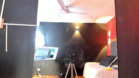 YAYA online show from March 2026 05:24:01 AM