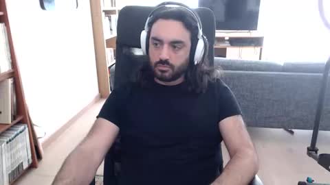 yeeaahoo online show from April 2026 10:46:01 AM