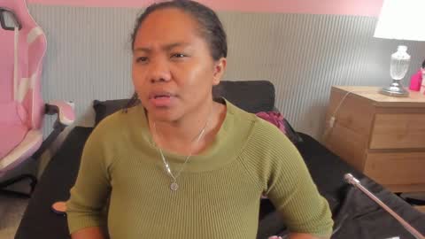 yeika_foxy online show from April 2026 11:33:01 AM