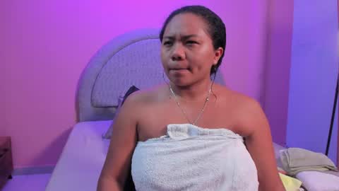 Snapshot of yeika_foxy chatting on July 2026 10:28:02 AM yeika_foxy online show from July 2026 10:28:02 AM