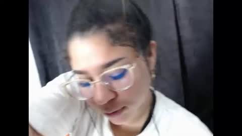 yelly online show from June 2026 03:53:02 AM