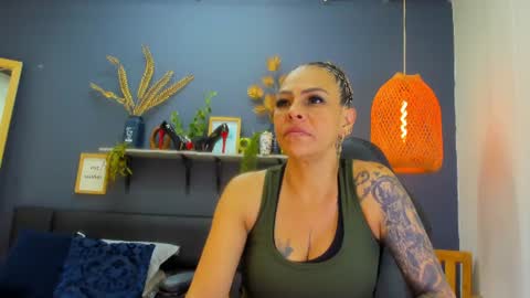 Snapshot of yessika_parker chatting on July 2026 08:40:01 AM yessika_parker online show from July 2026 08:40:01 AM