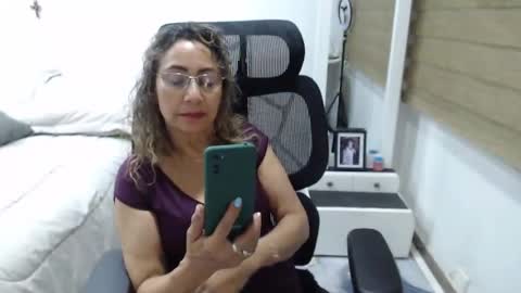 jessy online show from April 2026 11:28:01 PM