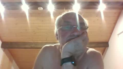 Snapshot of yfwncnpctste chatting on May 2026 10:06:02 PM yfwncnpctste online show from May 2026 10:06:02 PM