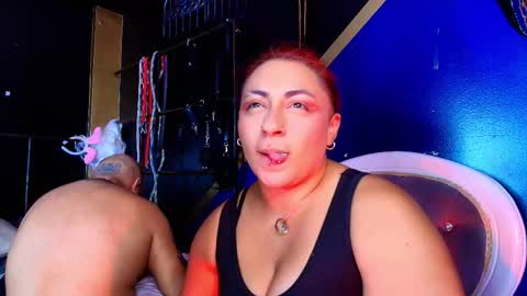 yingandyangg online show from March 2026 09:42:02 PM