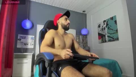 Yiyo online show from February 2026 04:41:02 AM