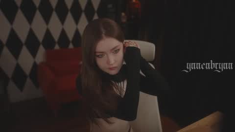 ynnenbrynn online show from December 2025 06:33:02 AM