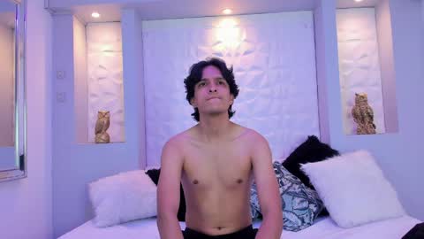 Snapshot of yoiirchi chatting on April 2026 06:30:01 PM Yoiirchi online show from April 2026 06:30:01 PM