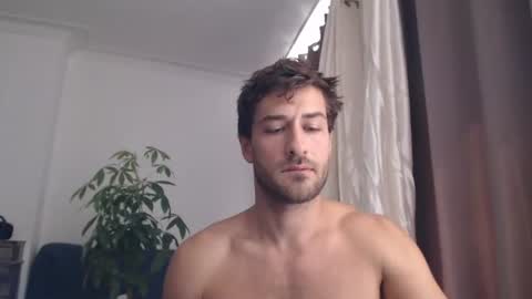 Yoooups online show from July 2026 10:23:01 AM