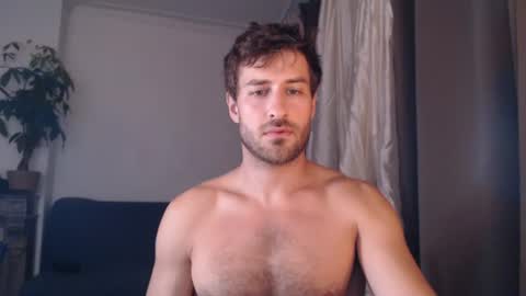 Yoooups online show from July 2026 09:19:02 PM