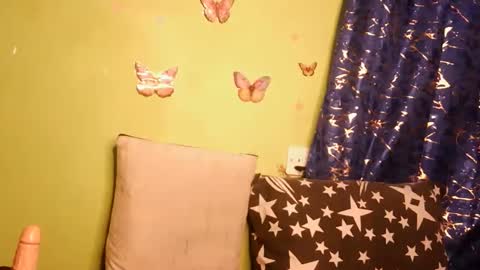 Snapshot of yosweetslut chatting on April 2026 10:53:01 PM Sweetkitty online show from April 2026 10:53:01 PM