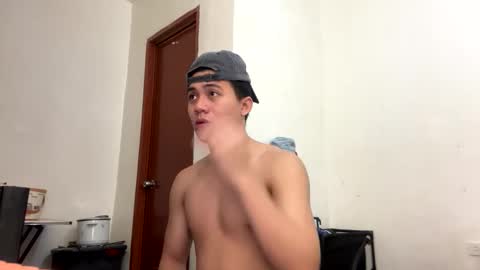 Cyrus online show from April 2026 06:53:02 PM