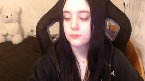 your_8a8y online show from December 2024 03:58:01 PM