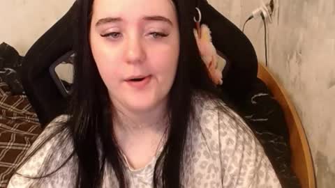 your_8a8y online show from September 2025 07:33:02 AM