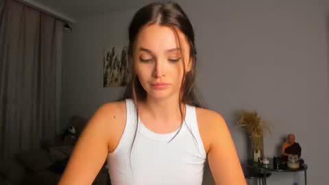 Camilla online show from July 2026 07:21:01 PM