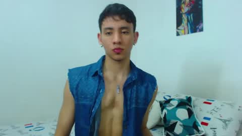 Snapshot of your_boy_hot chatting on July 2026 09:23:01 AM your boy online show from July 2026 09:23:01 AM