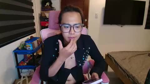 Snapshot of your_dreamgirlxxx69 chatting on March 2026 02:35:02 PM your_dreamgirlxxx69 online show from March 2026 02:35:02 PM