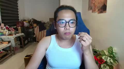 Snapshot of your_dreamgirlxxx69 chatting on May 2026 01:16:02 PM your_dreamgirlxxx69 online show from May 2026 01:16:02 PM