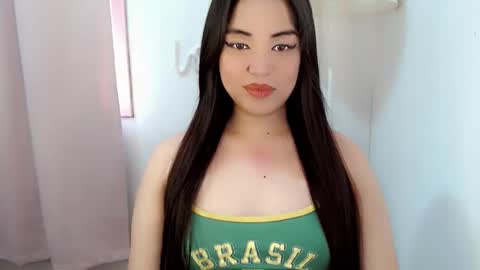  GWEN  online show from March 2026 04:27:01 AM