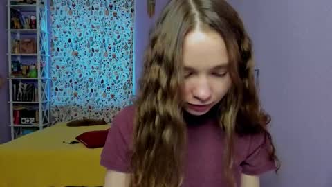 Leslie online show from February 2026 01:44:01 PM