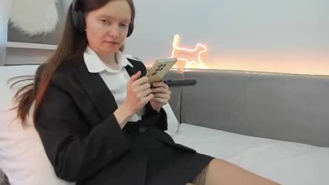Your Librarian online show from June 2026 07:03:02 AM