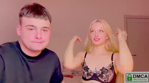 your_molly_mark online show from April 2026 07:39:02 PM