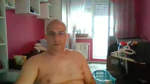 Snapshot of your_pervert_neighbor chatting on June 2026 03:23:02 AM Erick online show from June 2026 03:23:02 AM