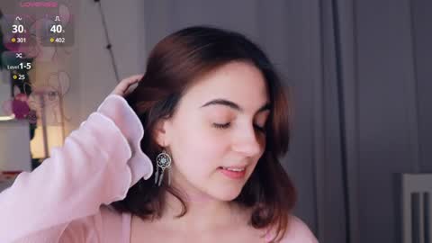 Luna online show from January 2025 10:10:02 AM